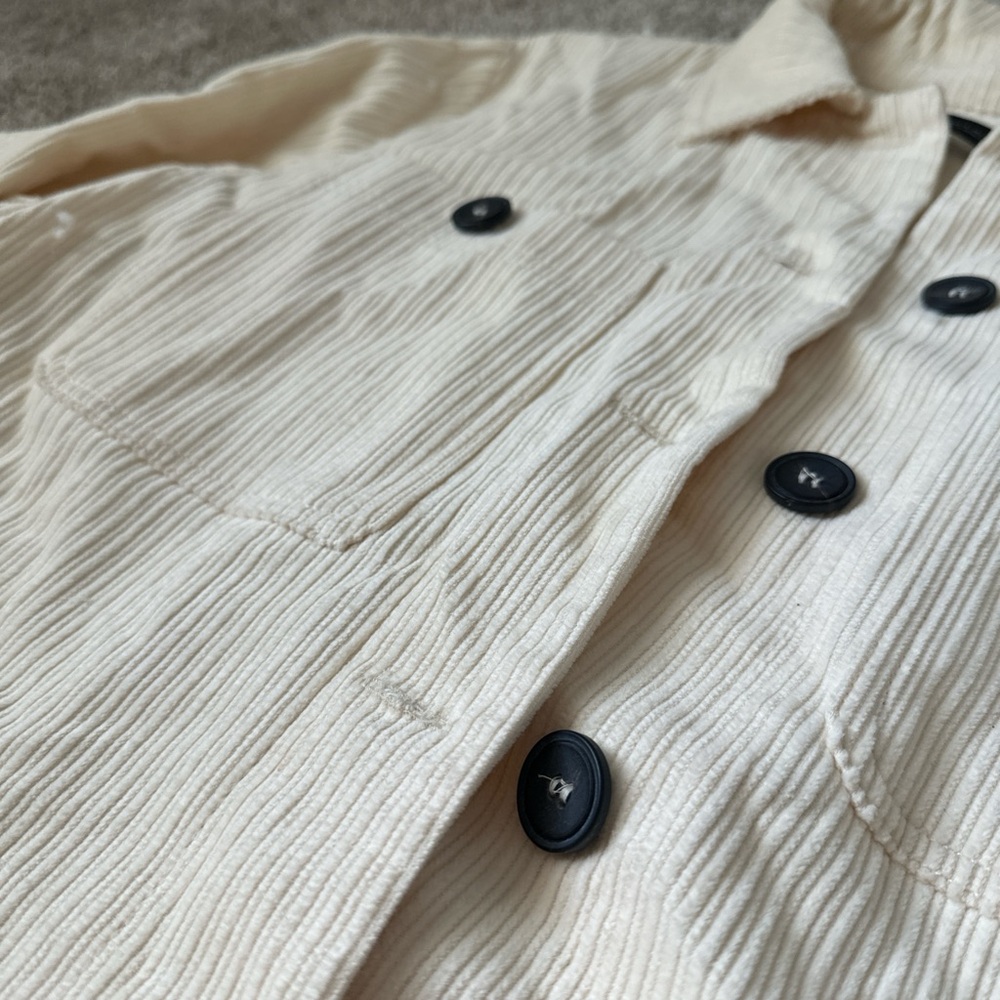 Women's Cream Jacket - Picture 2 of 2